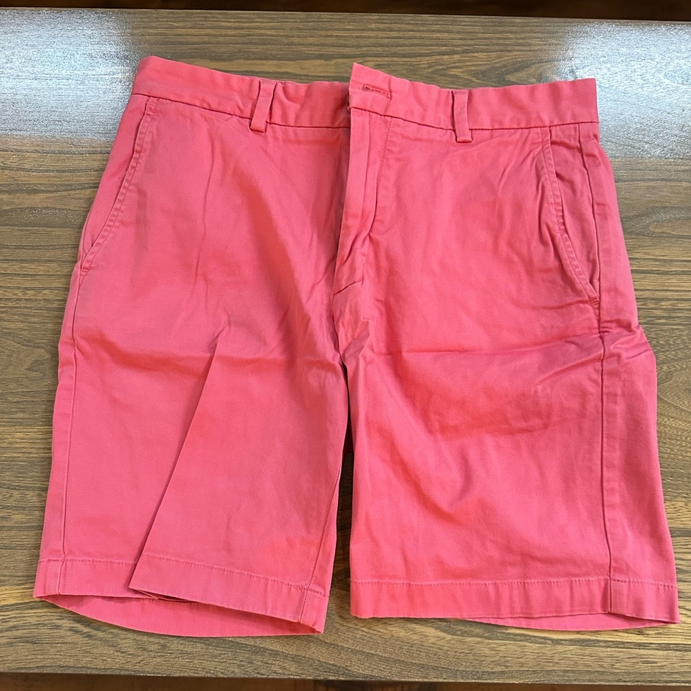 Vineyard Vines - Breaker Short - 31 W 9in L - Red